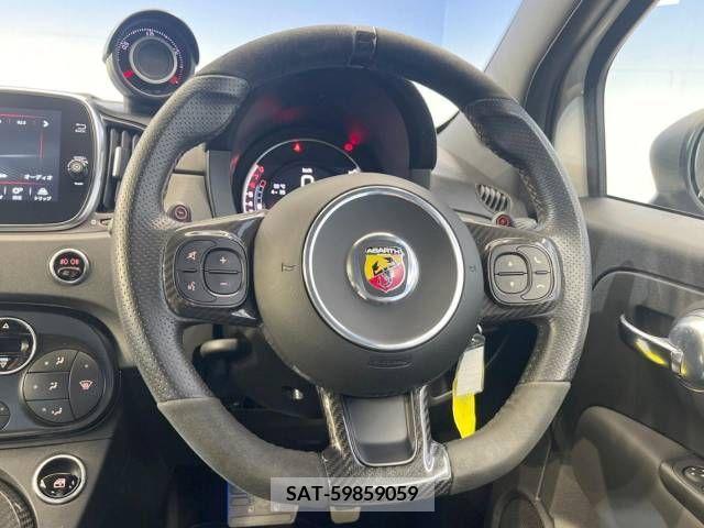 Abarth 595 2021-11 258722-10