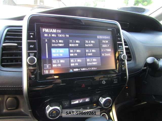 Nissan SERENA 2017-05 324926-10