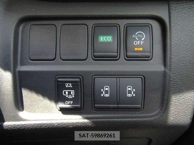 Nissan SERENA 2017-05 324926-12