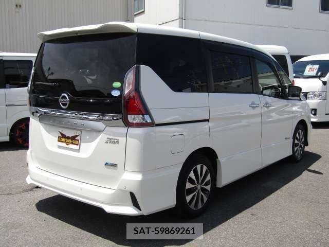 Nissan SERENA 2017-05 324926-5