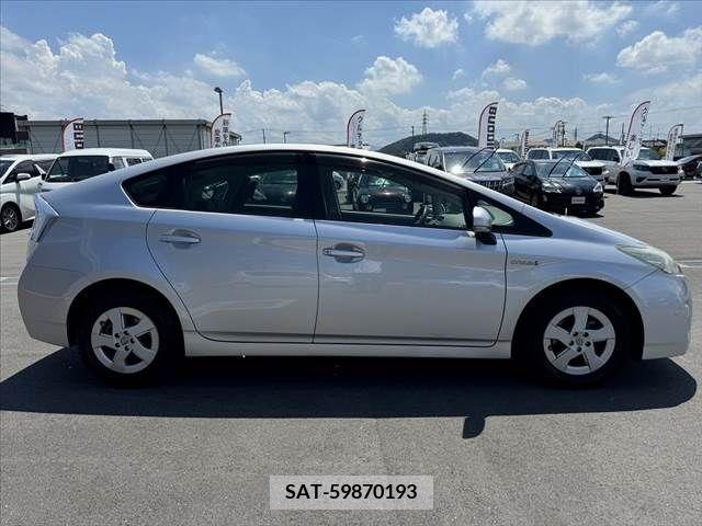 Toyota PRIUS 2009-11 393350-10