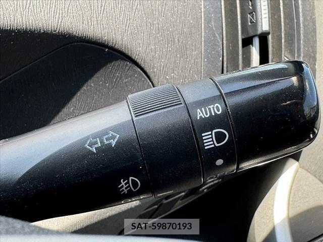 Toyota PRIUS 2009-11 393350-22