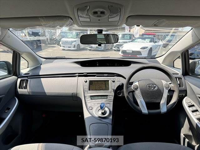Toyota PRIUS 2009-11 393350-1
