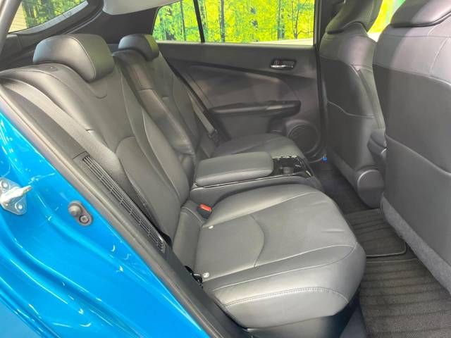 Toyota PRIUS PHV 2018-04 23472-9