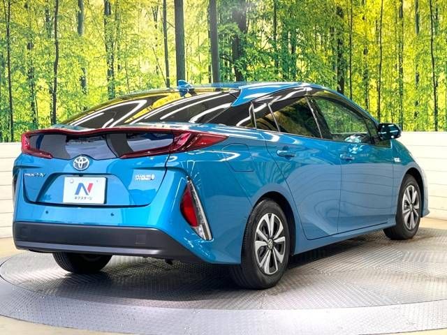 Toyota PRIUS PHV 2018-04 23472-17