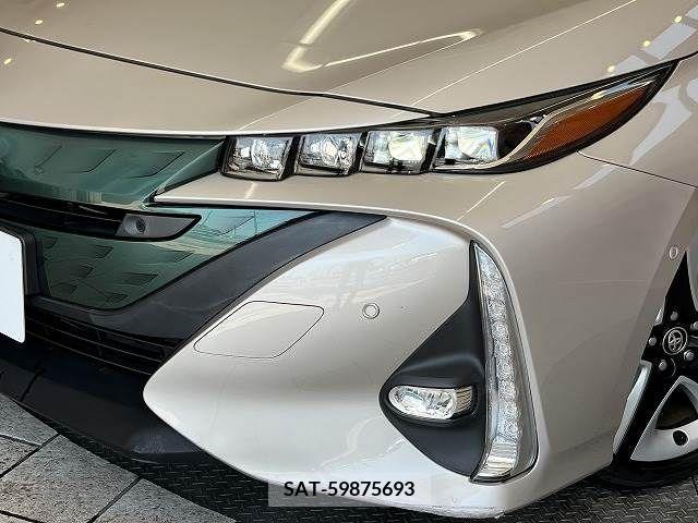 Toyota PRIUS PHV 2017-10 282519-9