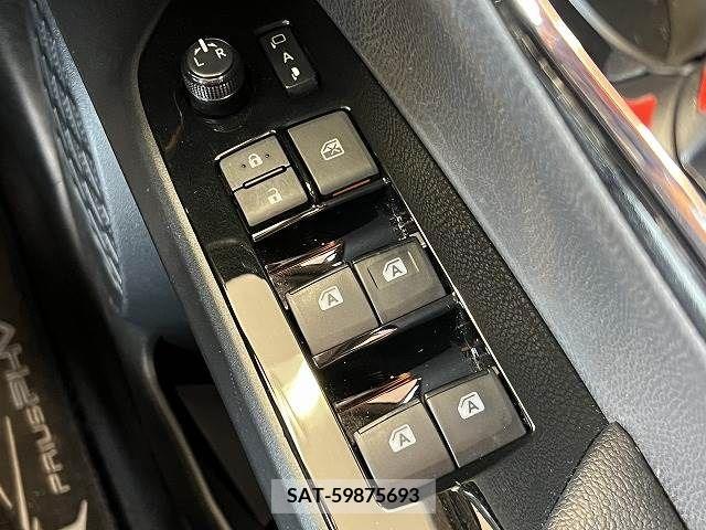 Toyota PRIUS PHV 2017-10 282519-15