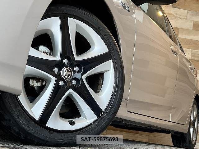 Toyota PRIUS PHV 2017-10 282519-10