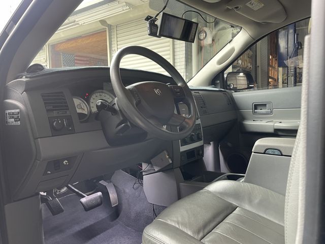 Dodge DURANGO 2005-01 8944-8