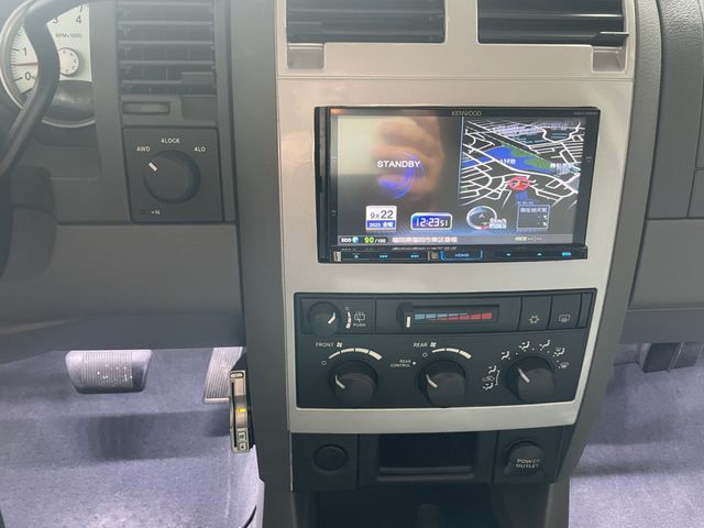 Dodge DURANGO 2005-01 8944-12