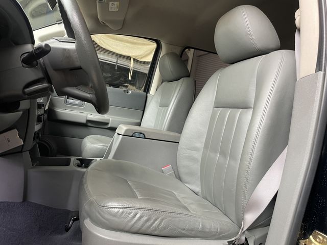 Dodge DURANGO 2005-01 8944-9