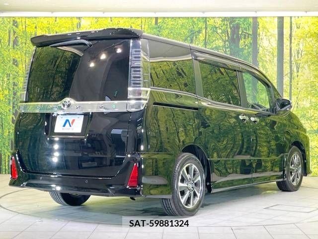 Toyota VOXY 2019-03 336602-17