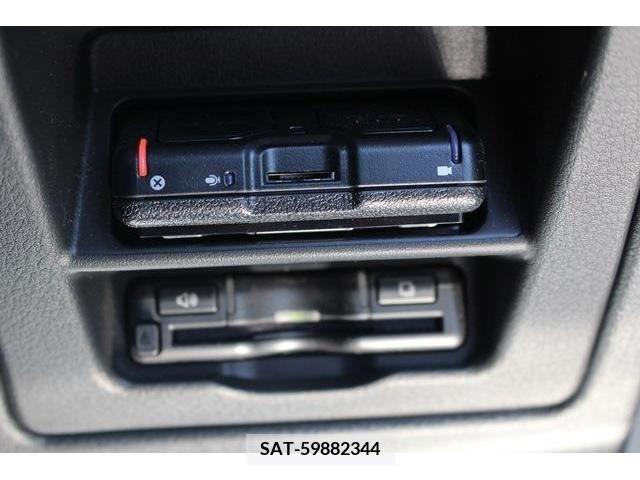 Mazda MX-30 2022-01 236566-4