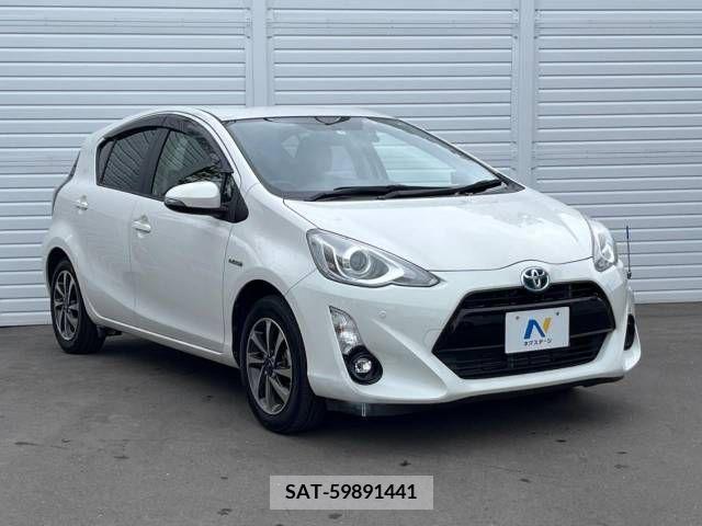 Toyota AQUA 2015-09 395707-16