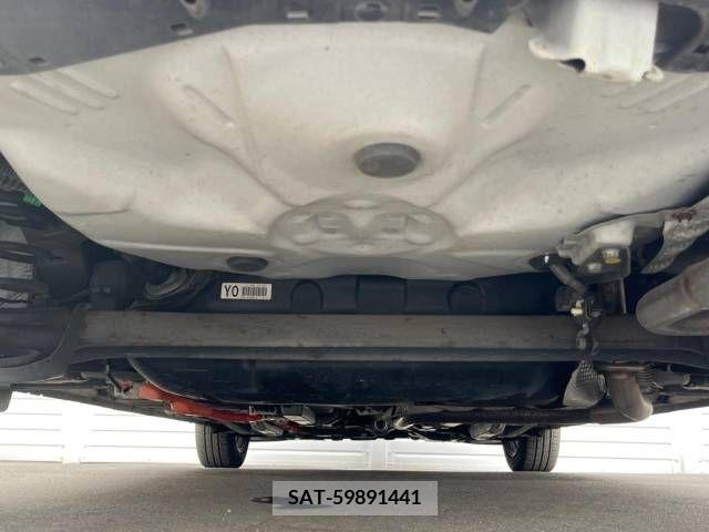 Toyota AQUA 2015-09 395707-19