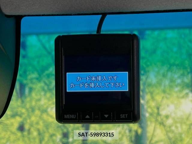 Honda N BOX CUSTOM 2017-04 306804-4