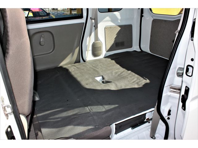 Mitsubishi MINICAB VAN 2017-01 21161-17