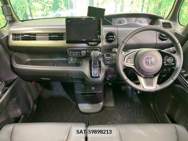 Honda N BOX CUSTOM 2022-12 244070-1