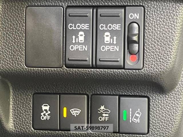 Honda FREED HYBRID 2022-10 350249-4