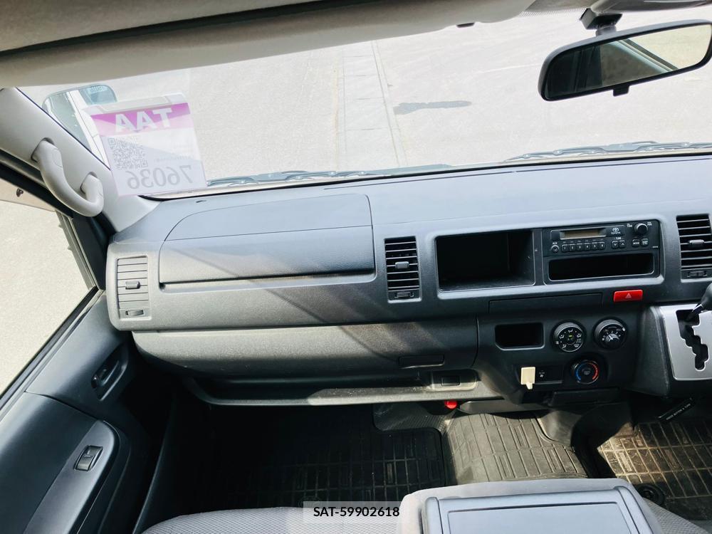 Toyota REGIUSACE VAN 2017-09 454118-17