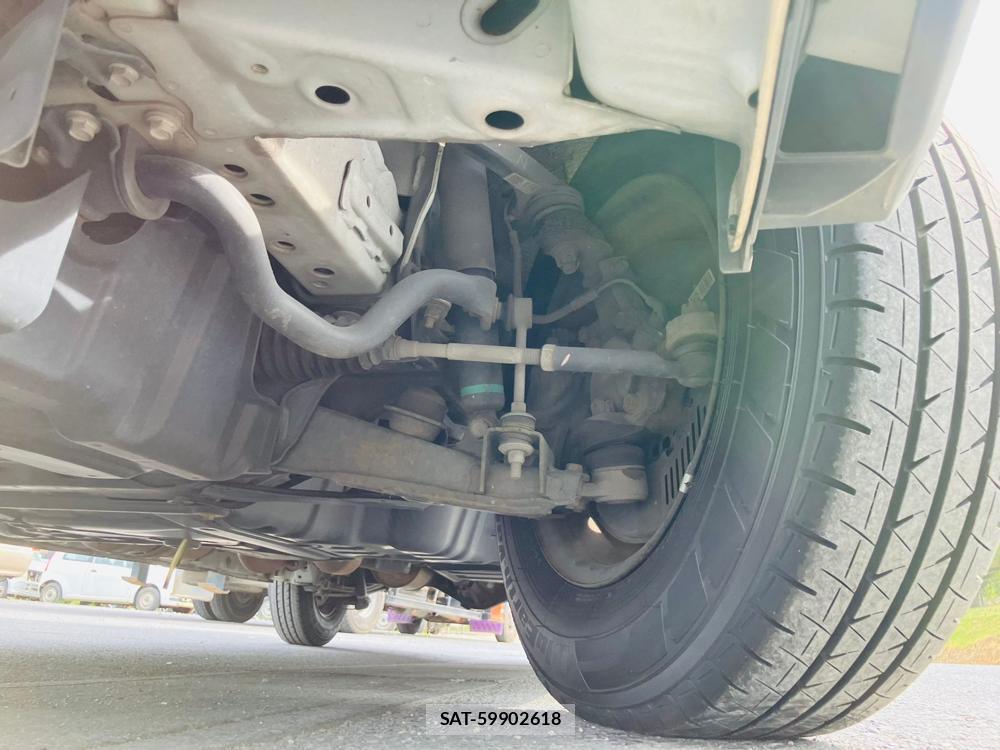 Toyota REGIUSACE VAN 2017-09 454118-33