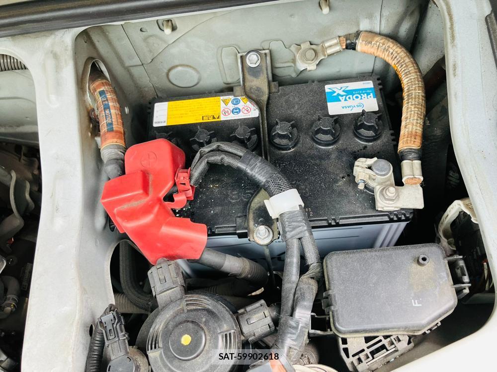 Toyota REGIUSACE VAN 2017-09 454118-36