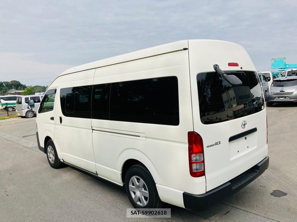 Toyota REGIUSACE VAN 2017-09 454118-4