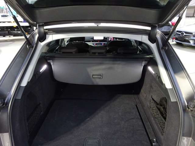 Audi A4 2021-01 192210-8