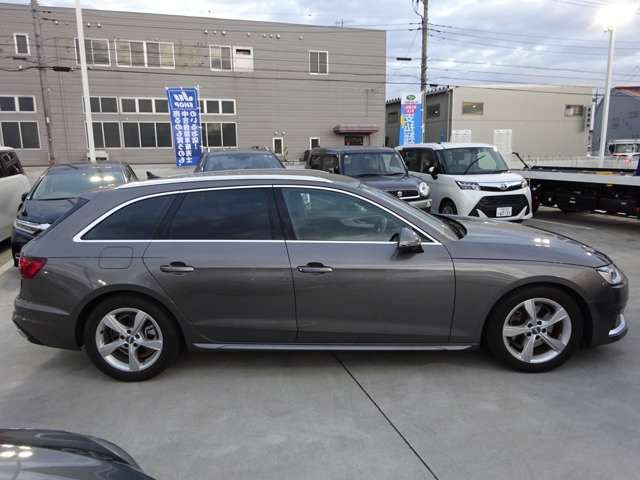 Audi A4 2021-01 192210-16