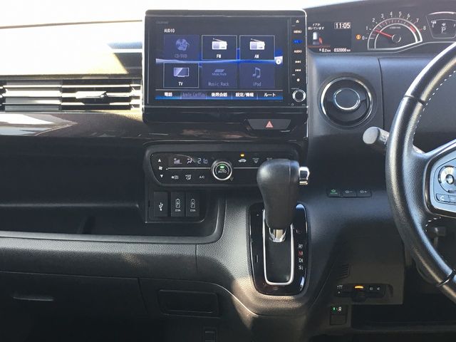 Honda N BOX CUSTOM 2017-08 9969-12