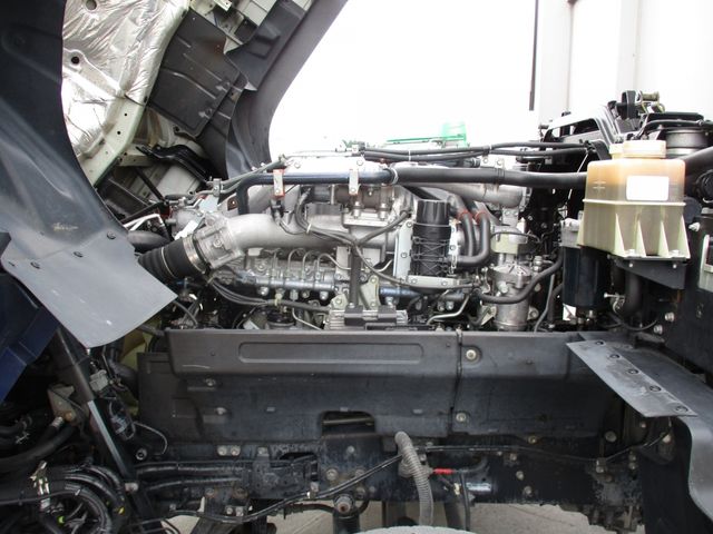 Isuzu GIGA 2016-03 8498-23