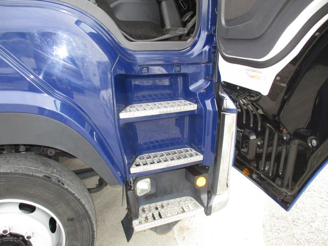 Isuzu GIGA 2016-03 8498-8