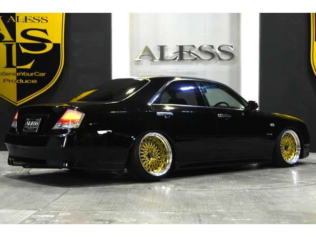 Nissan GLORIA HARDTOP 2000-11 192635-2