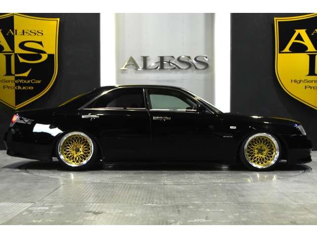 Nissan GLORIA HARDTOP 2000-11 192635-4