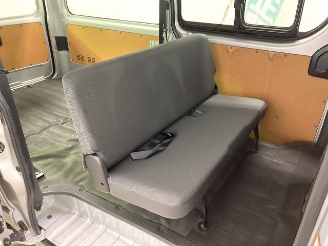 Toyota REGIUSACE VAN 2018-09 194406-10