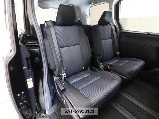 Toyota VOXY 2016-05 241271-4