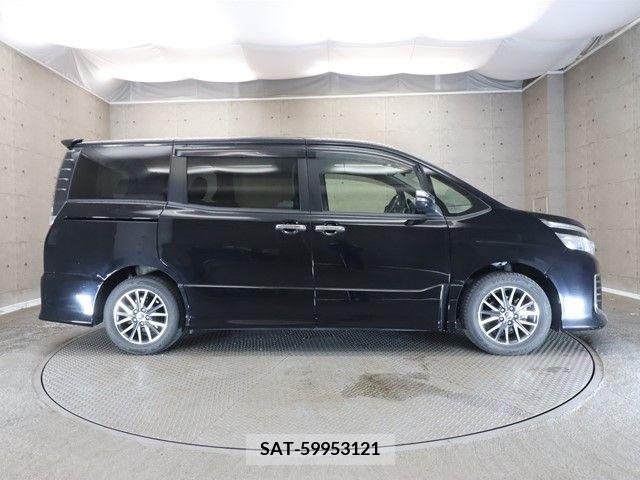 Toyota VOXY 2016-05 241271-22