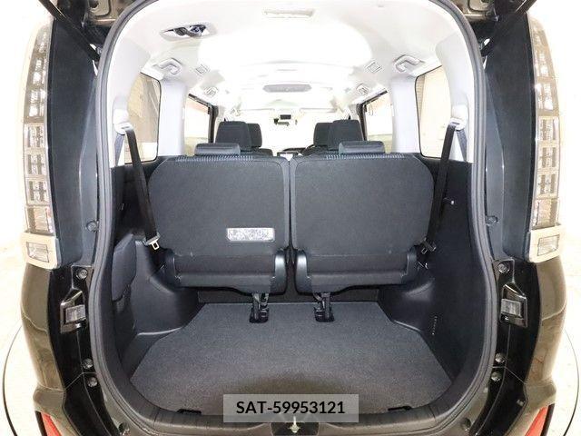 Toyota VOXY 2016-05 241271-8