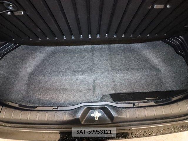 Toyota VOXY 2016-05 241271-10