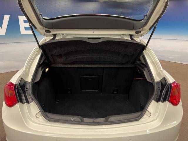 ALFA ROMEO GIULIETTA 2014-09 26551-11