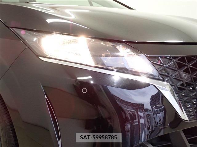 Nissan NOTE 2021-10 302467-8