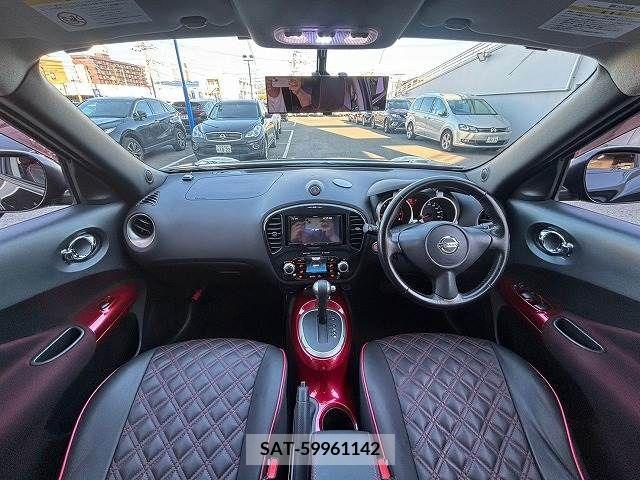 Nissan JUKE 2011-08 320445-1