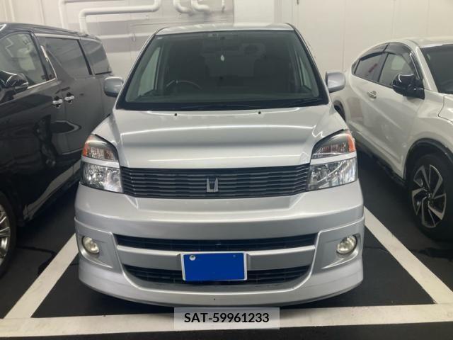 Toyota VOXY 2002-02 395016-1