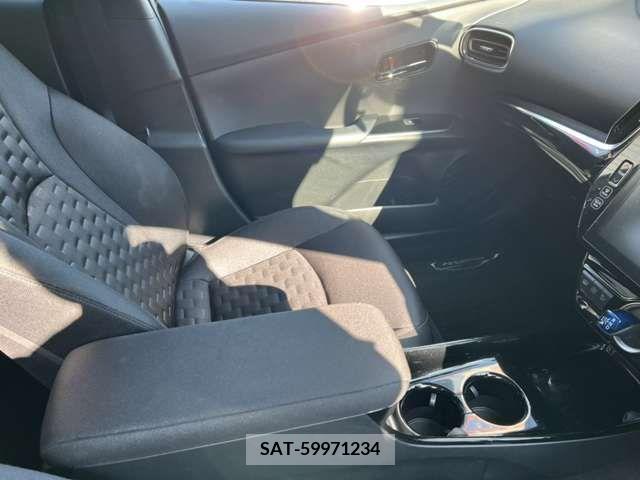 Toyota PRIUS PHV 2019-06 251948-16
