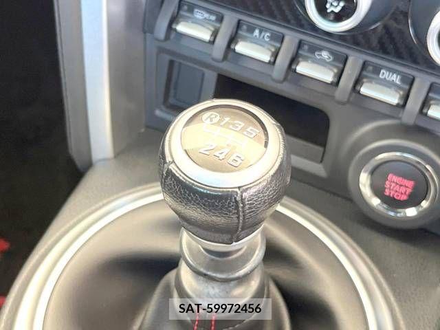 Subaru BRZ 2017-03 320859-5