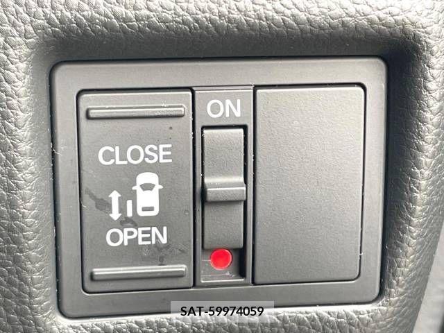 Honda N BOX CUSTOM 2020-08 279357-3