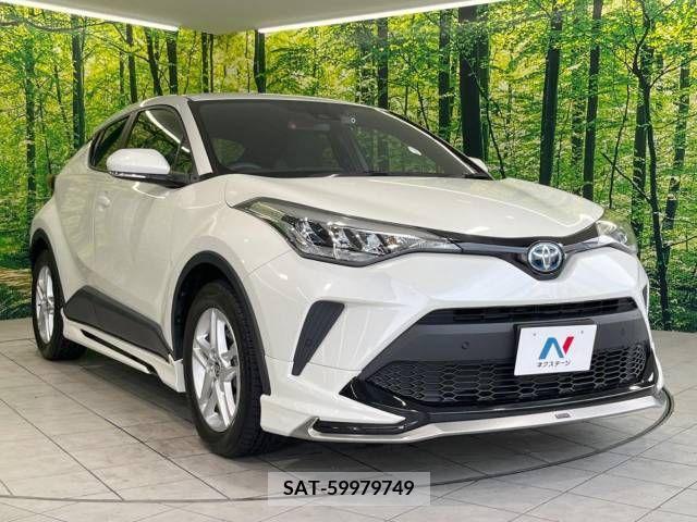 Toyota C-HR 2021-07 343404-16