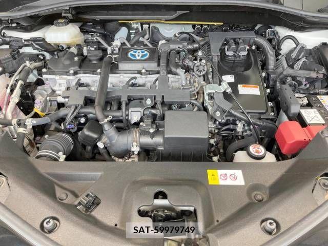 Toyota C-HR 2021-07 343404-18