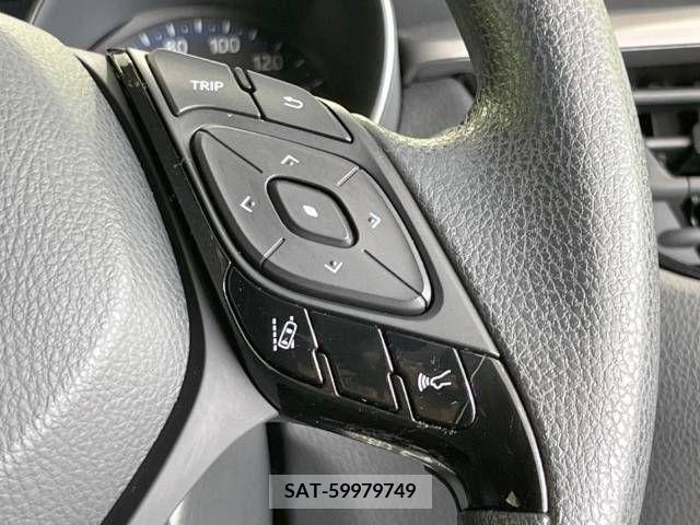 Toyota C-HR 2021-07 343404-5