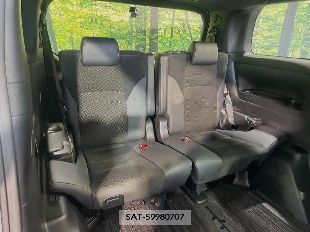Toyota VELLFIRE 2020-12 235279-10